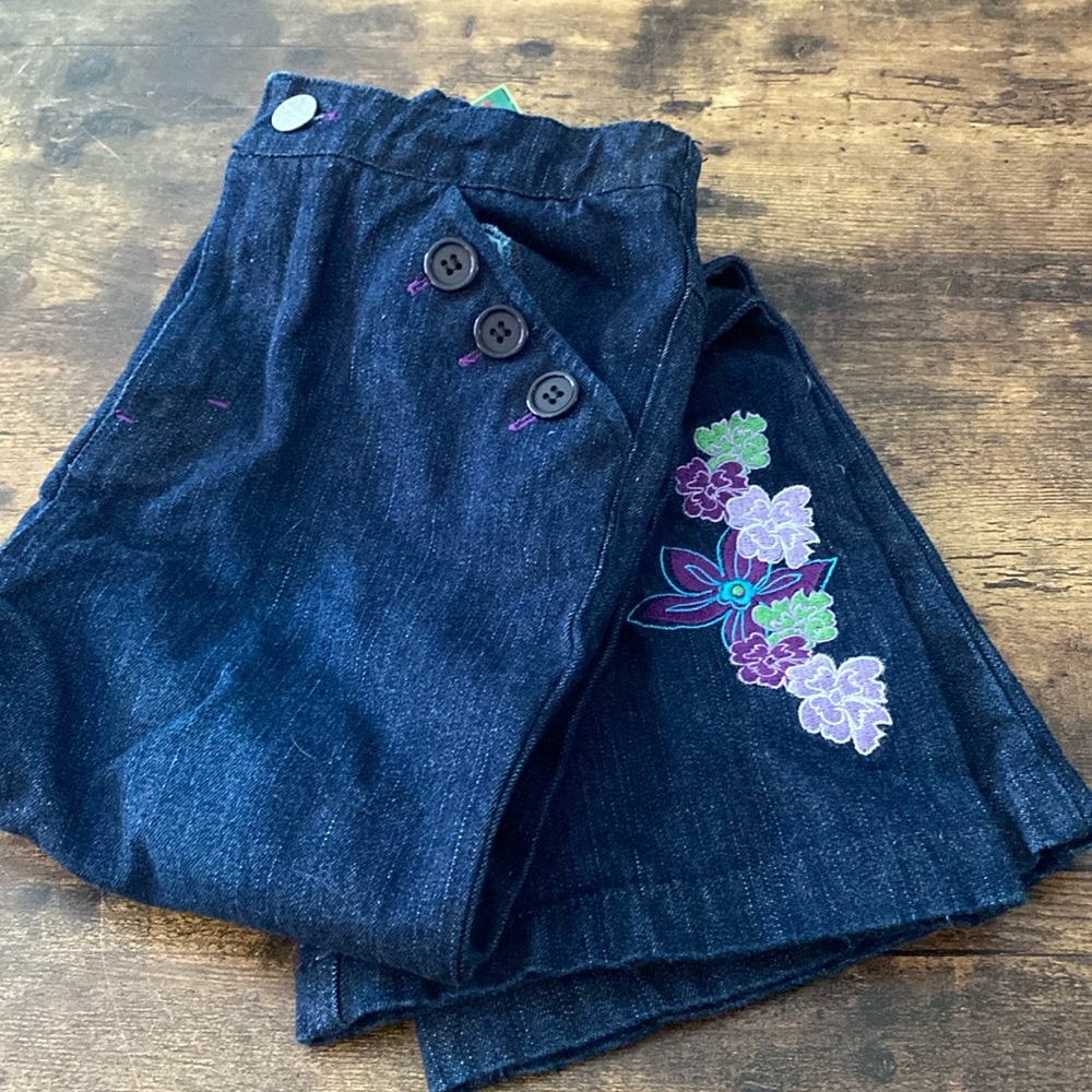 Girl’s Tinkerbell Pants elastic waist, button/zipper, 6X, still with Disney tag